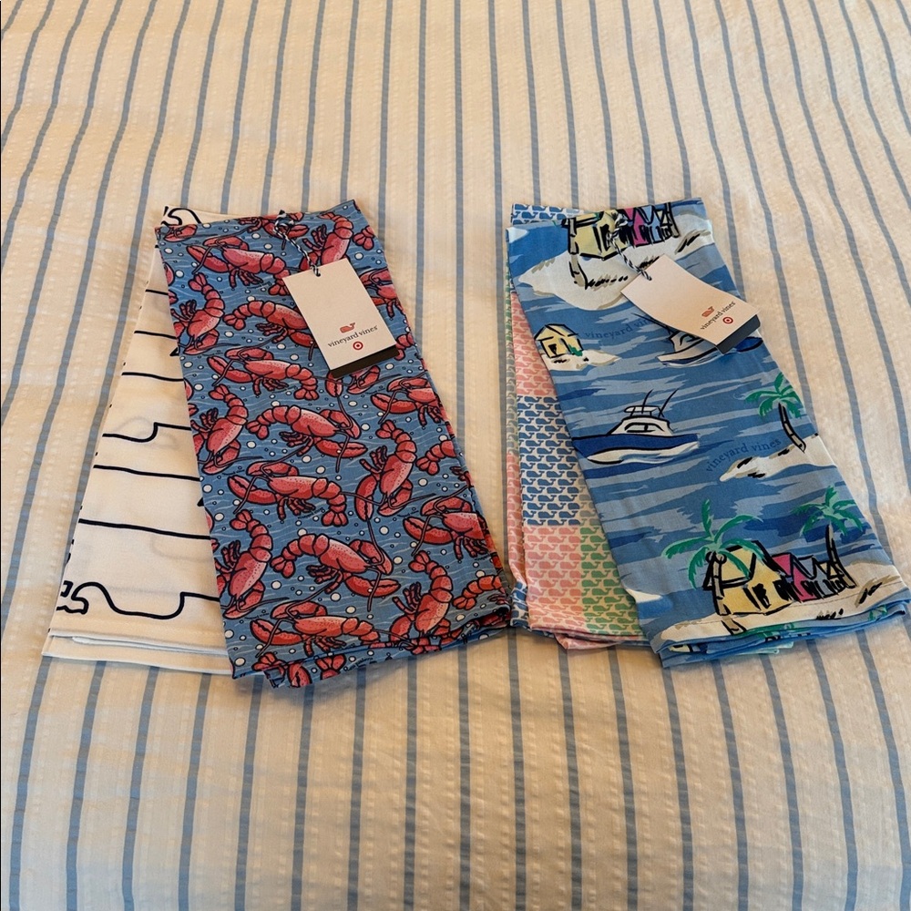 Vineyard Vines Blue and Pink Lobster and Costal Dish Towels - NWT 2 sets of 2